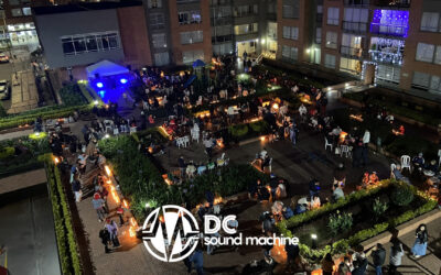 Sonido profesional, luces, disc jockey, música en vivo