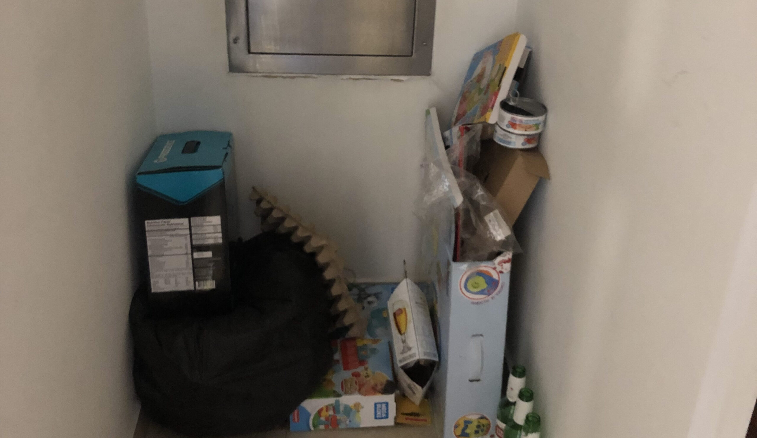 Restricciones en el uso del ducto de basuras (shut)